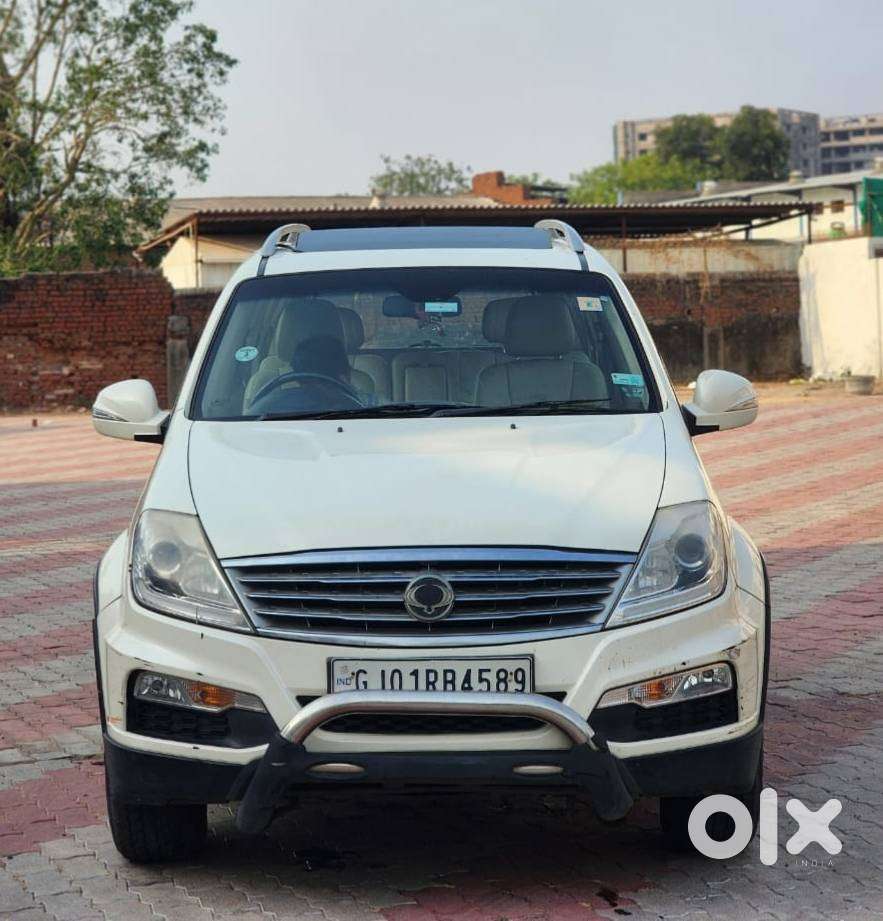 Mahindra Rexton, 2014, Diesel