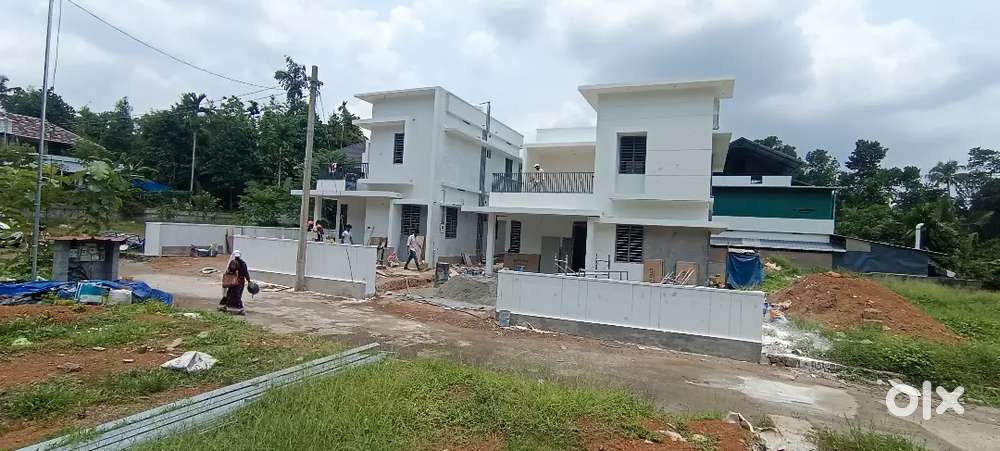 ANGAMALY MOOKKANOOR 1 KM 5,6,8, 10 CENT PLOTS