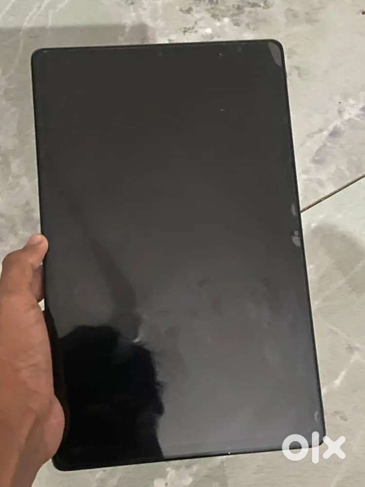 Realme pad 2 6GB/128GB GOOD CONDITION WITH CHARGER