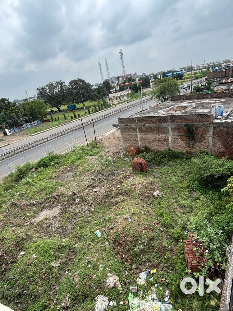 Commercial property hai choti size chahiye to vobhi mil jayegi