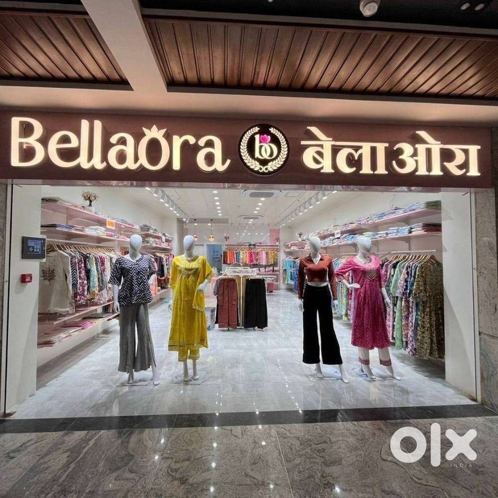 full furnished clothing shop sale