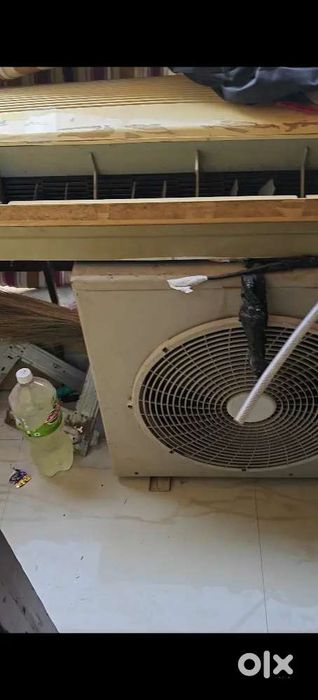 Samsung split AC
