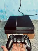 PS4 Playstation 4 (1 TB)