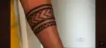 Modern Tattoo artist