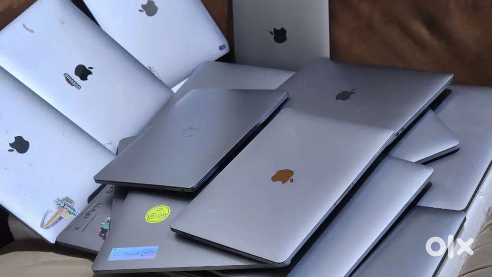 Apple Macbook Pro i5 16GB Ram 256gb Apple SSD Touchbar 2020Mfd