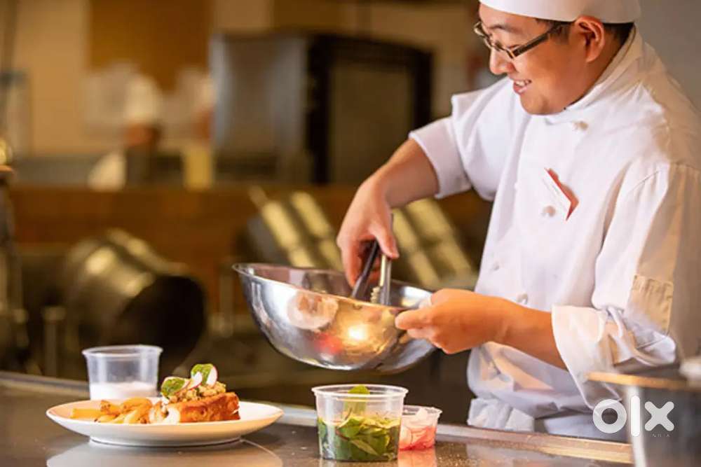 Ayodhya me cook chaiye