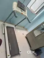 SKETRA TREADMILL