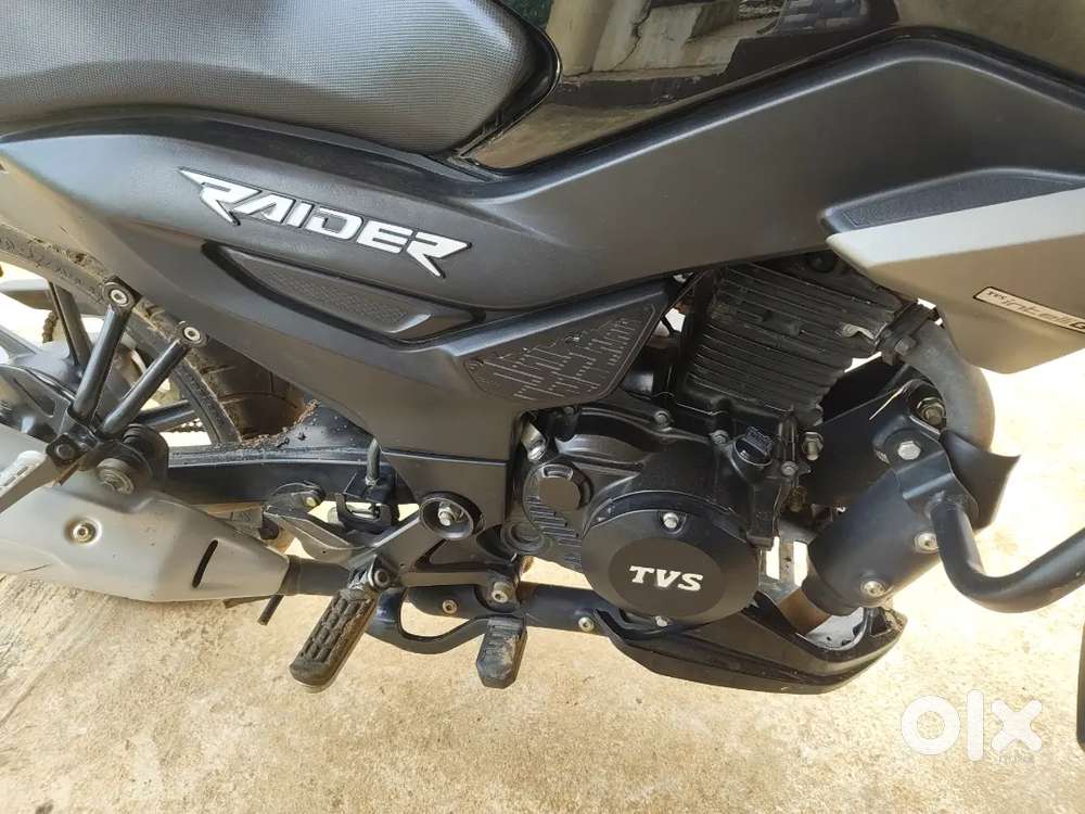 Tvs raider