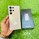 Samsung s23 ultra 4 month old 256gb  at low cost available