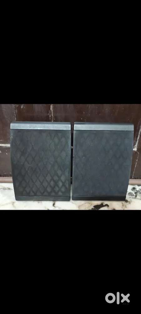 Polk omw 3 speaker s two pair 4 speaker available