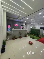 Female Spa Therepist