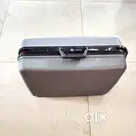 VIP Aristocrat Silver Travel SUITCASE with WHEELS बहुत ही मजबूत सूटकेस