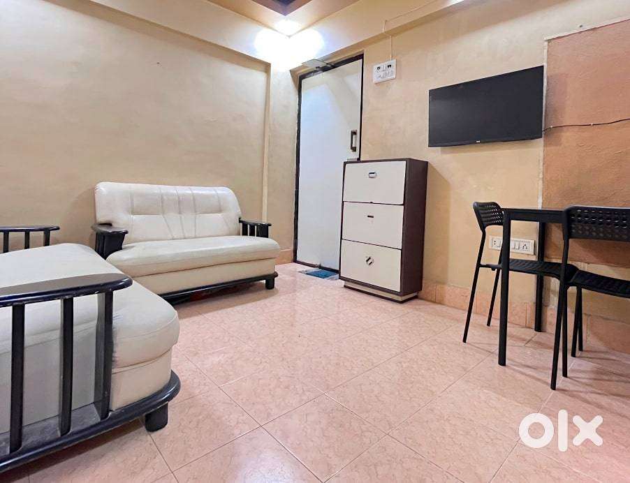 Co-Living Apartment In Kurla West For Males - No Brokerage