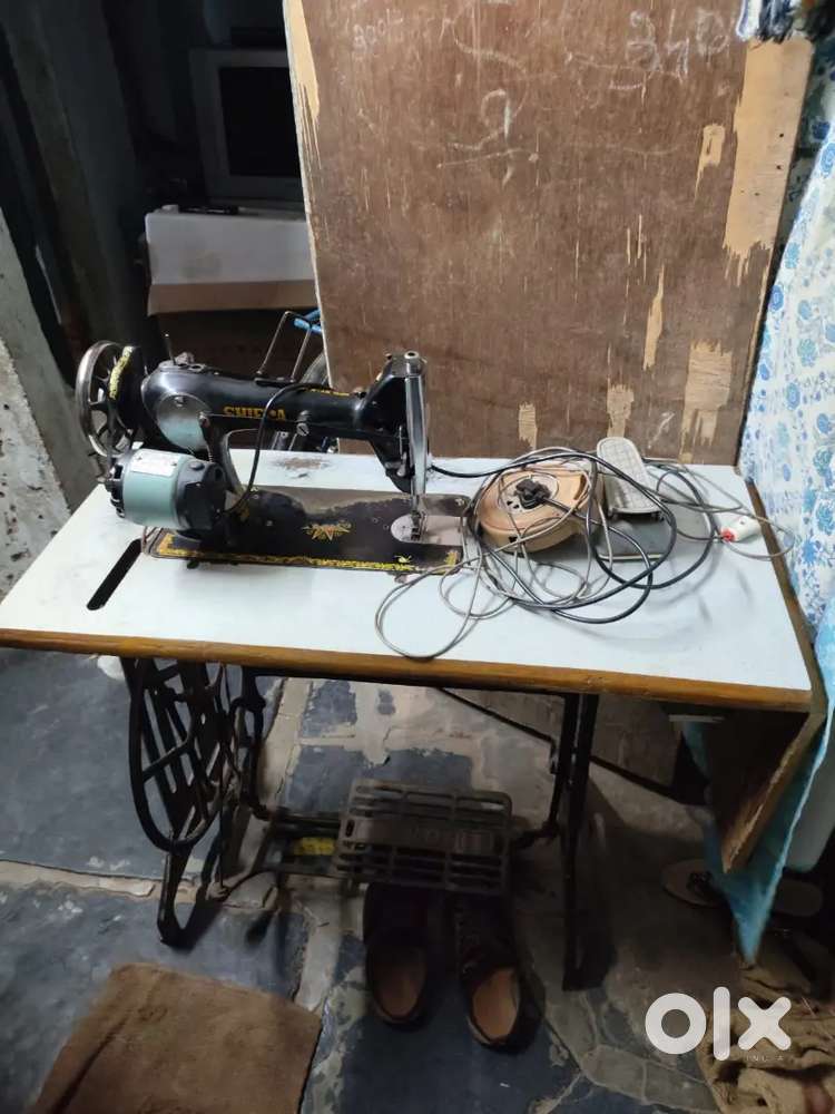 Sewing machine SHIELA