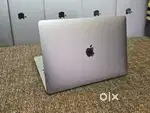 Apple Macbook Pro i5/16/256gb SSD 2020 13Inch Retina Touchbar Touch ID
