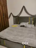 2 floor ka makan sell karna hai