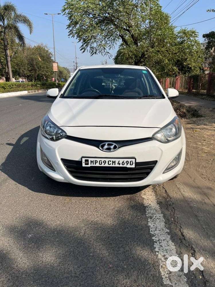 Hyundai i20 Sportz 1.2 BS-IV, 2013, Petrol