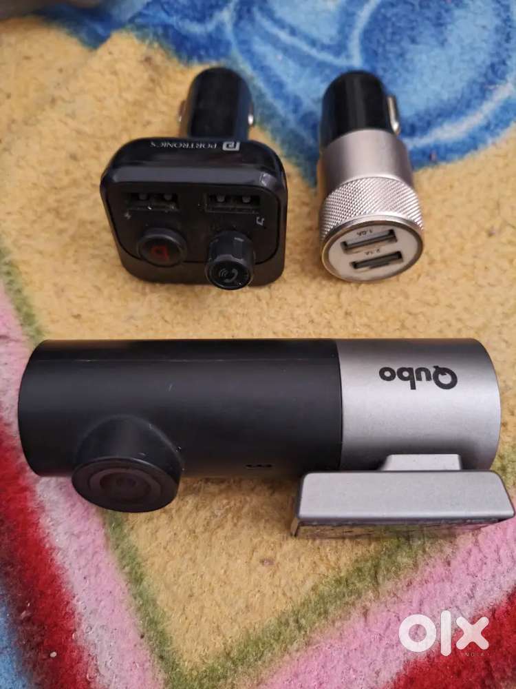 Qubo deshcam for car 2 month old brand new