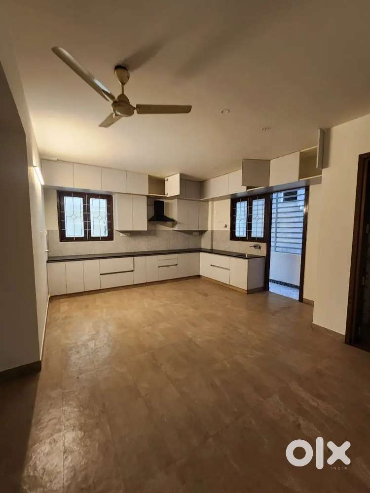 Excellent superb flat 3bhk Jayanagar 4t block