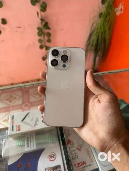 Iphone 14 pro 256gb 96 health exchange available