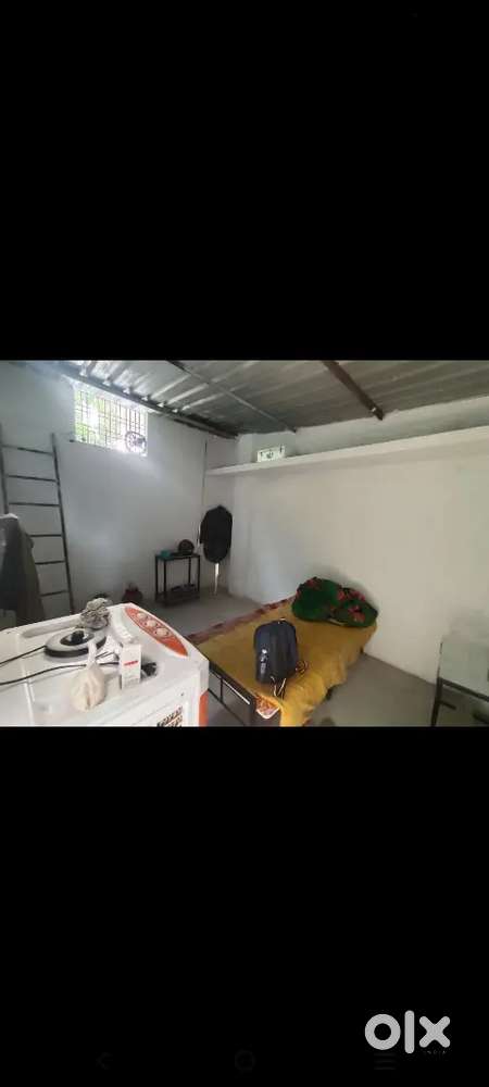 Room available for rent