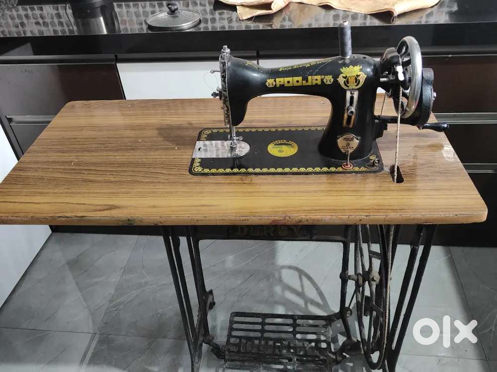 pooja sewing machine with stand
