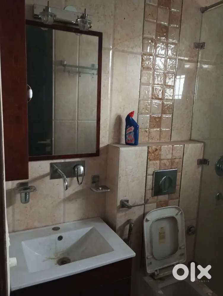 To let Builder floor