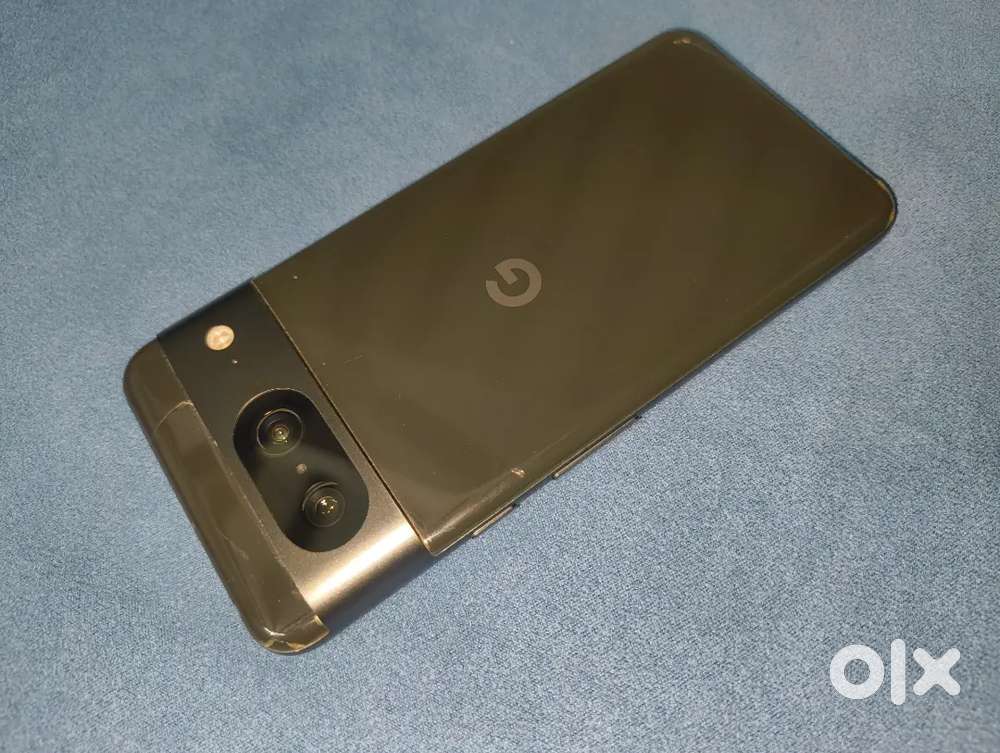 Google pixel 8,6/128,looking like new