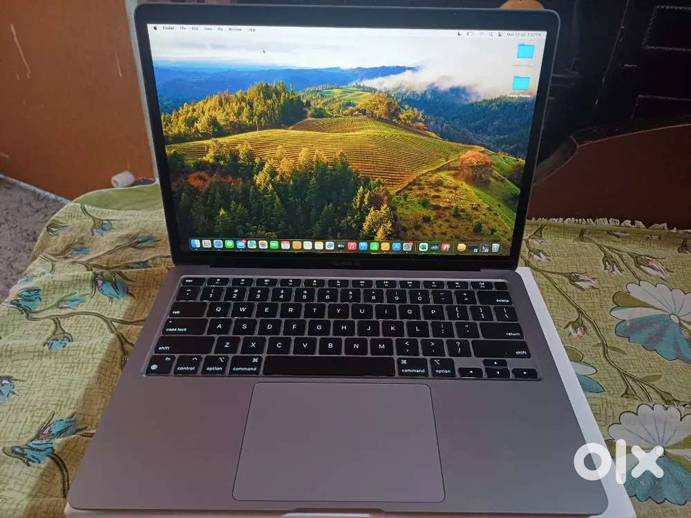 MacBook Air M1  Mint Condition  Hardly Used  With All Accessories
