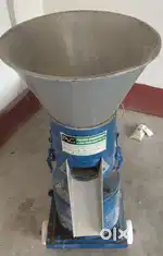 Poultry feed machines