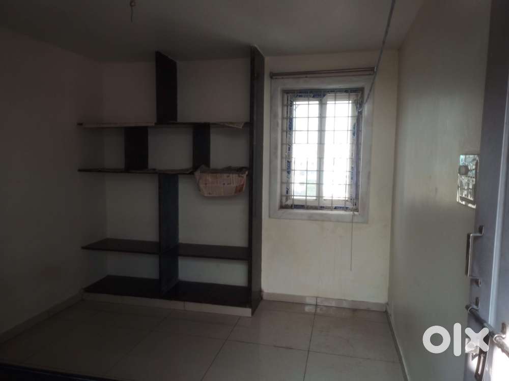 1 Room + Kitchen for Rent in Hafeezpet!