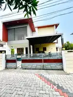8.5CENT & 2400Sqft beautiful villa for sale in paravur near