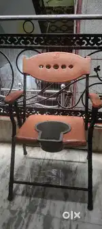 Foldable Commode Chair – Adult/Elderly Patient Portable Toilet