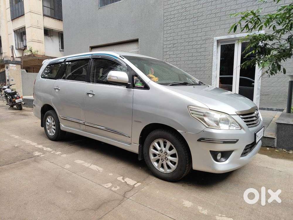Toyota Innova 2012-2013 2.5 E Diesel MS 7-seater, 2012, Diesel