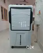 10 months old less used super chilled warranty available