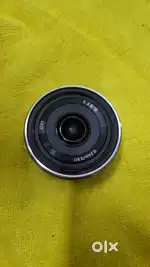 SONY SEL16F28 Wide-angle Prime Lens