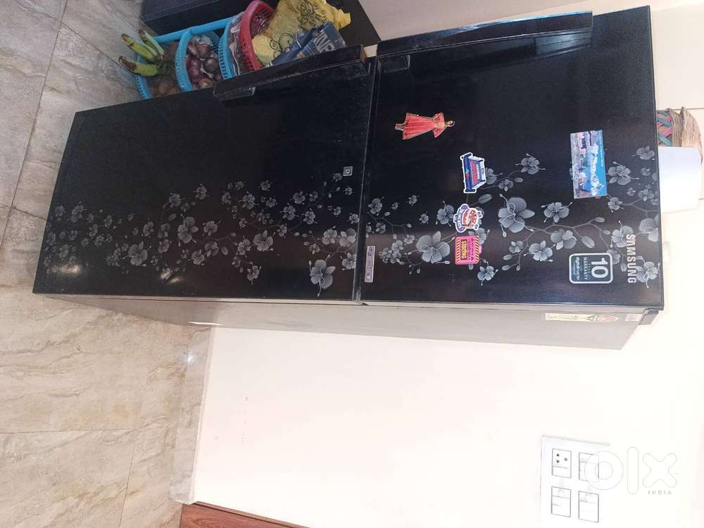 Samsung 253 L, double door refrigerator