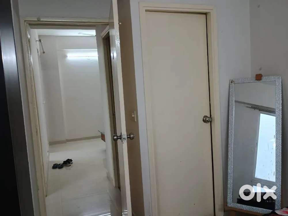 2BHK Unfurnished Society Apertment Available For Rent