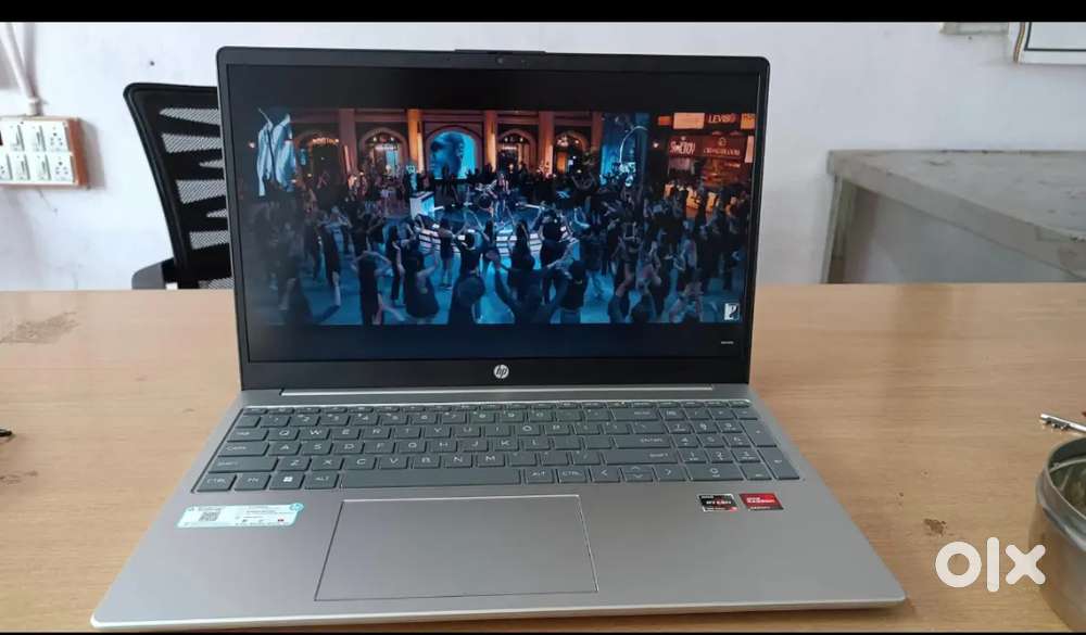 HP Rayzen 5 Laptop Top Condition 1 year