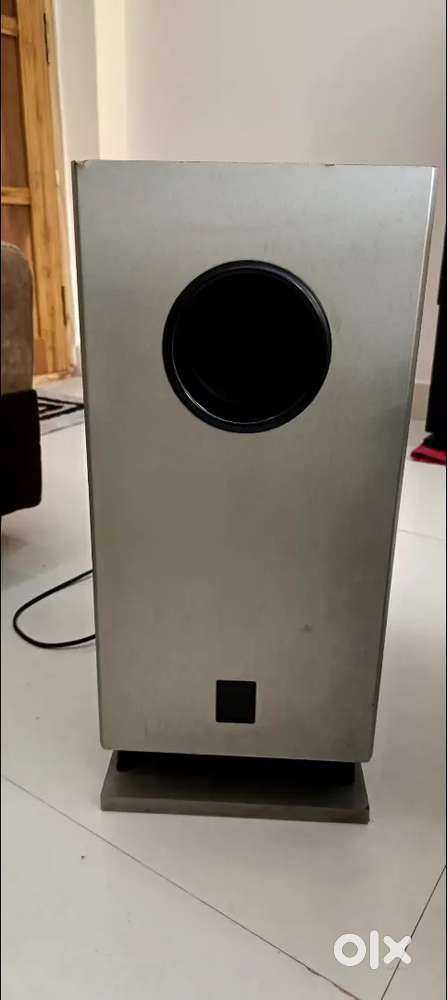 Onkyo 5.1 package power subwoofer