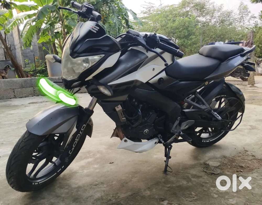 Bajaj Pulsar NS200 2019 – Good Condition, 49,000 KM