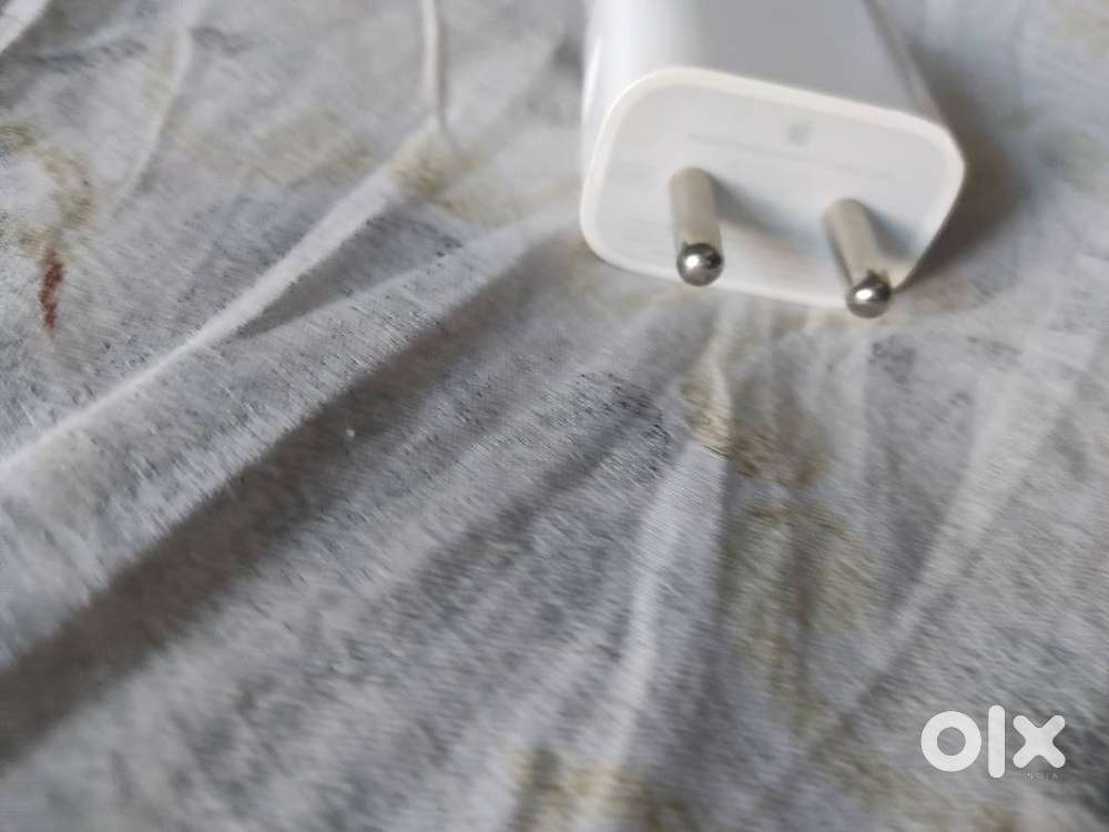 Iphone 20W adapter 6 month old