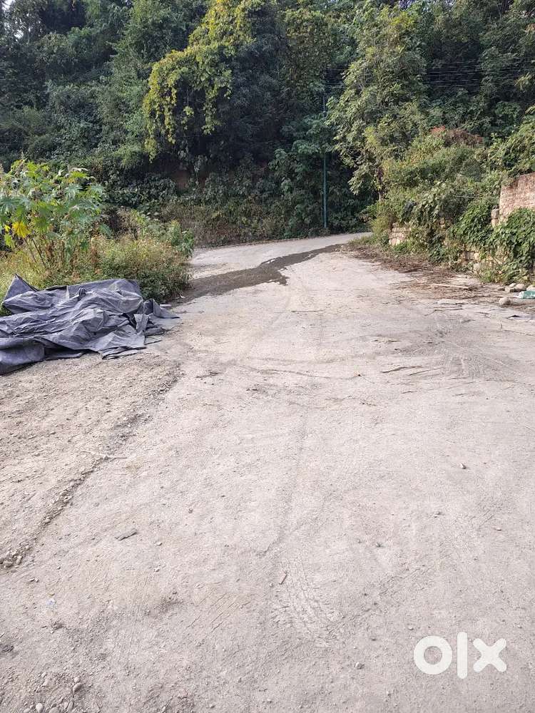 Plot on Mussoorie Road ( Doon Boulevard)