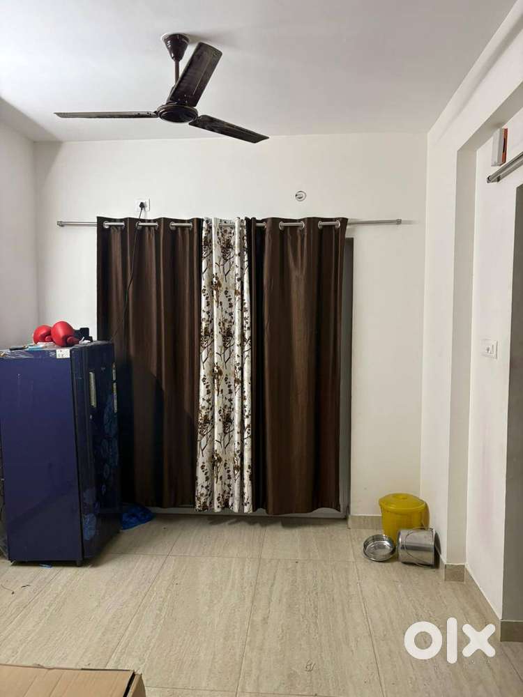 2 BHK Flat for Rent  Great Location & Amenities