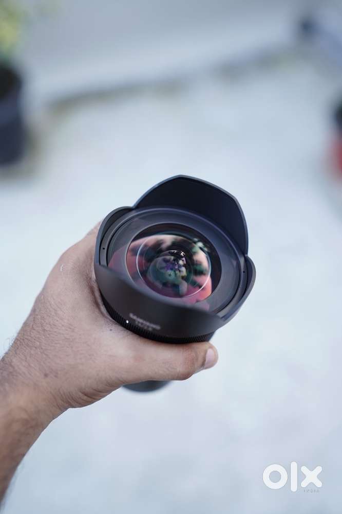 Samyang 14mm f/2.8 MF Lens - Like New!*