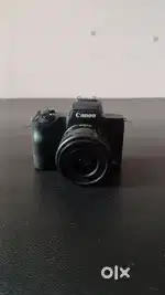 CANON M50 4K DSLR