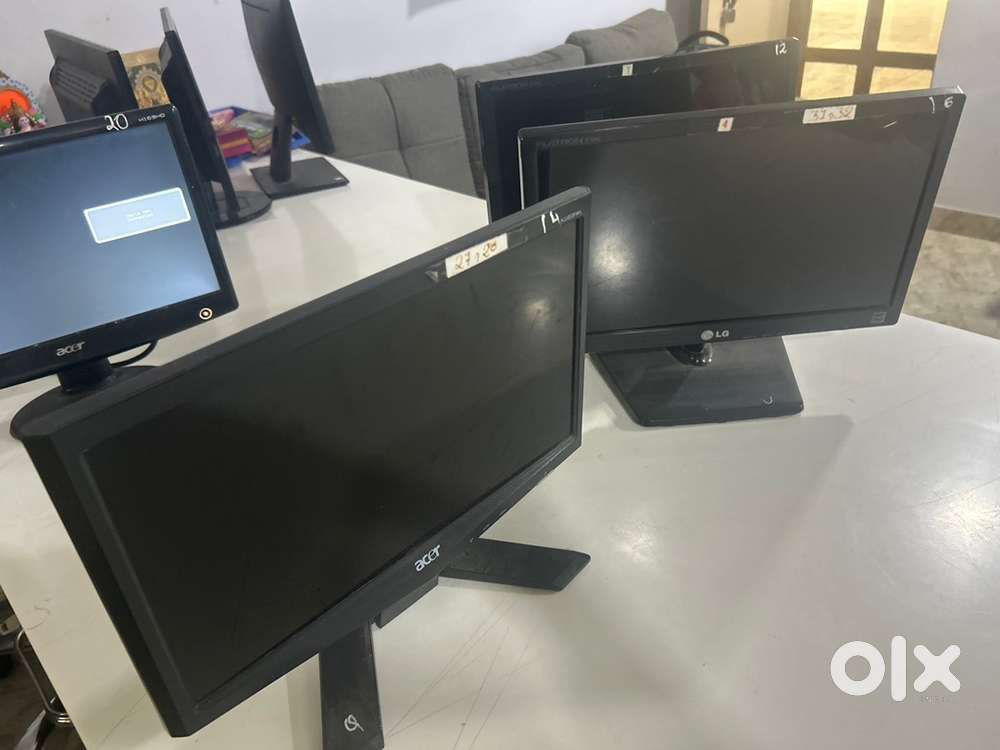 16” monitors