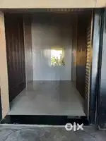 Main road shop for rent