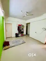 Urgent need 1 working flatmate from 1st Oct