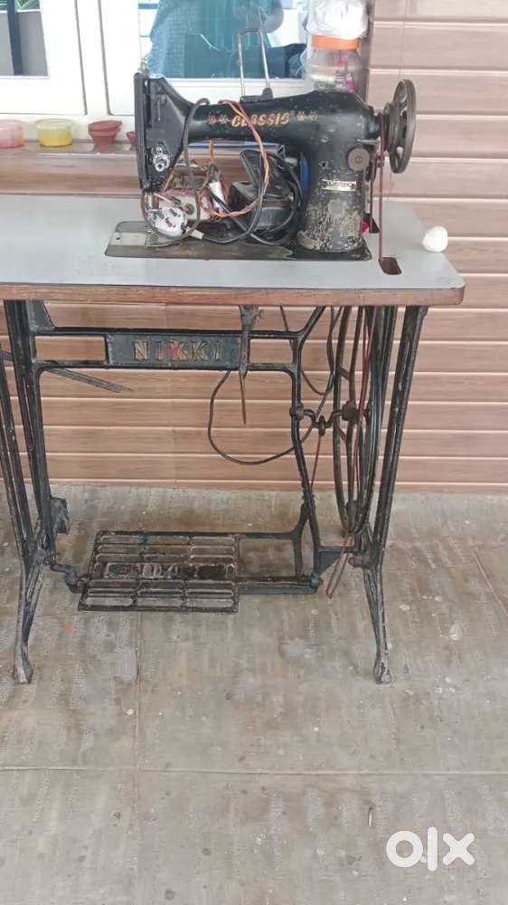 Sewing machine classic